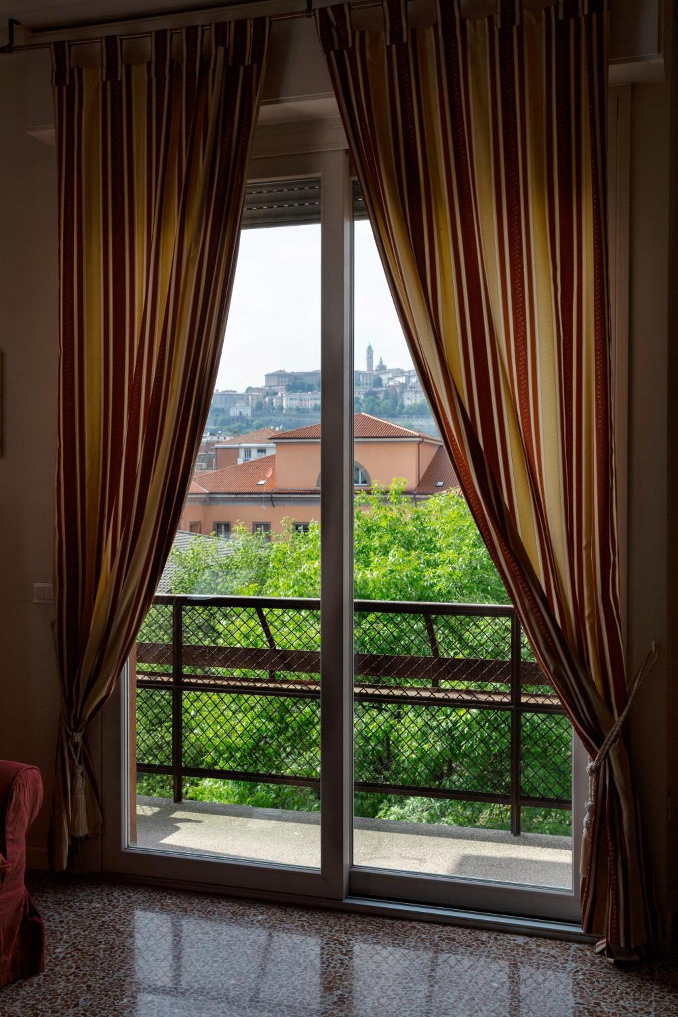 La Castellana Appartement Bergamo Buitenkant foto